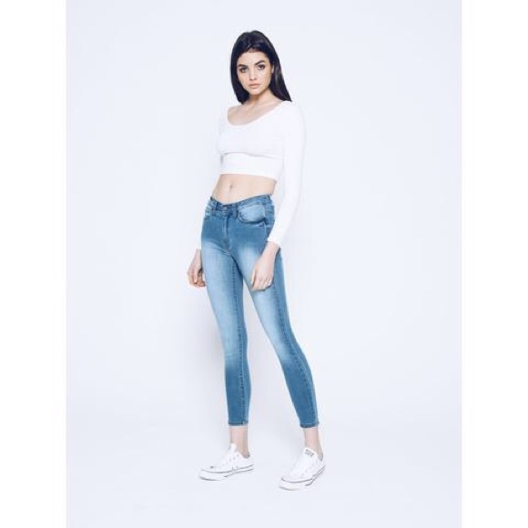 WHOLESALE - jeans - Picture 1 of 6